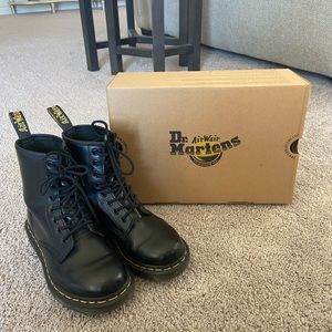 Dr. Martens 1460 Smooth Boots